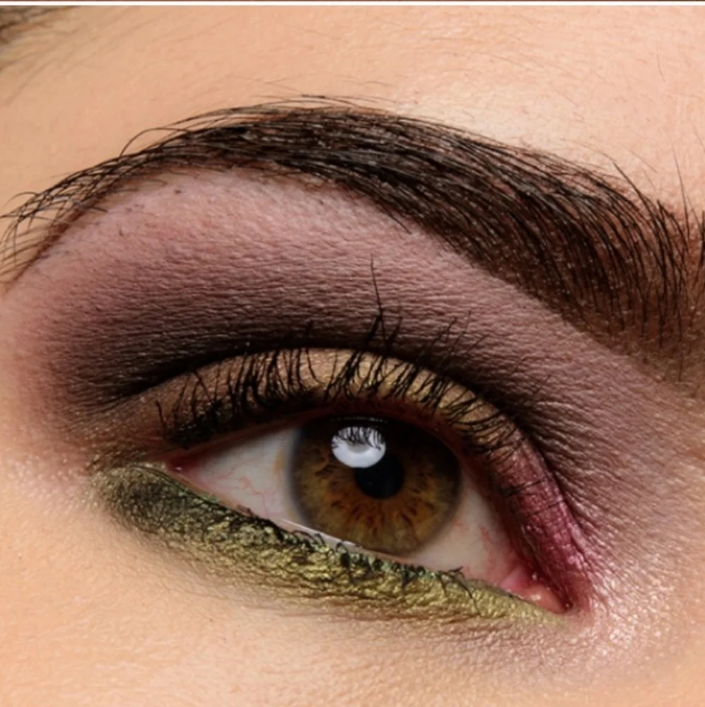 Marc Jacob's highliner
